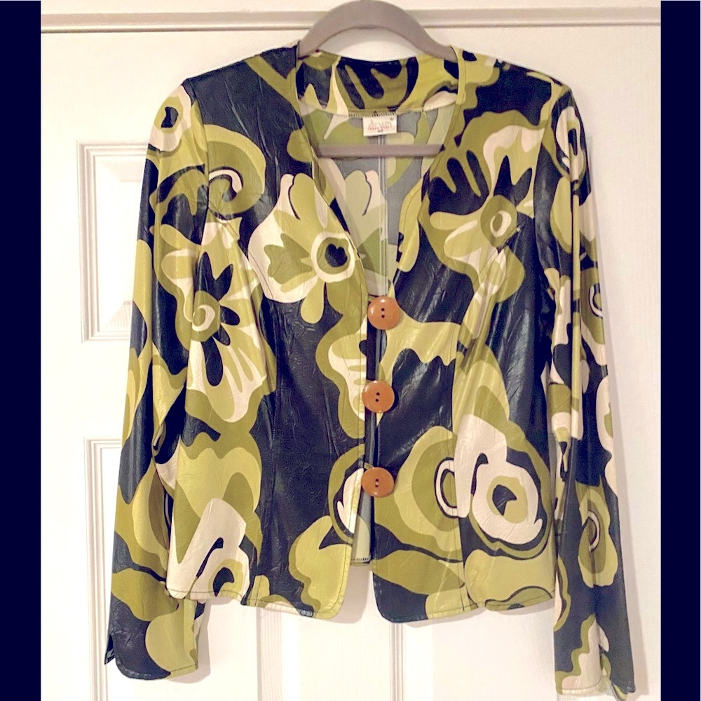 BEAUTIFUL GEOMETRIC PRINT JACKETS